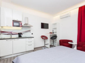 Apartments Villa Peragro - Standard Studio Apartment CRVENI